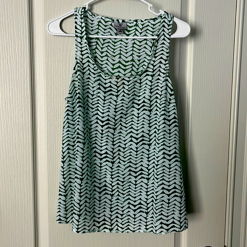Light and airy, green/white tank